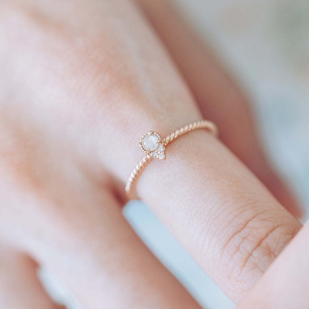 water drop design ring diamond A+++ elegant luxurious wave band 14k 18k gold