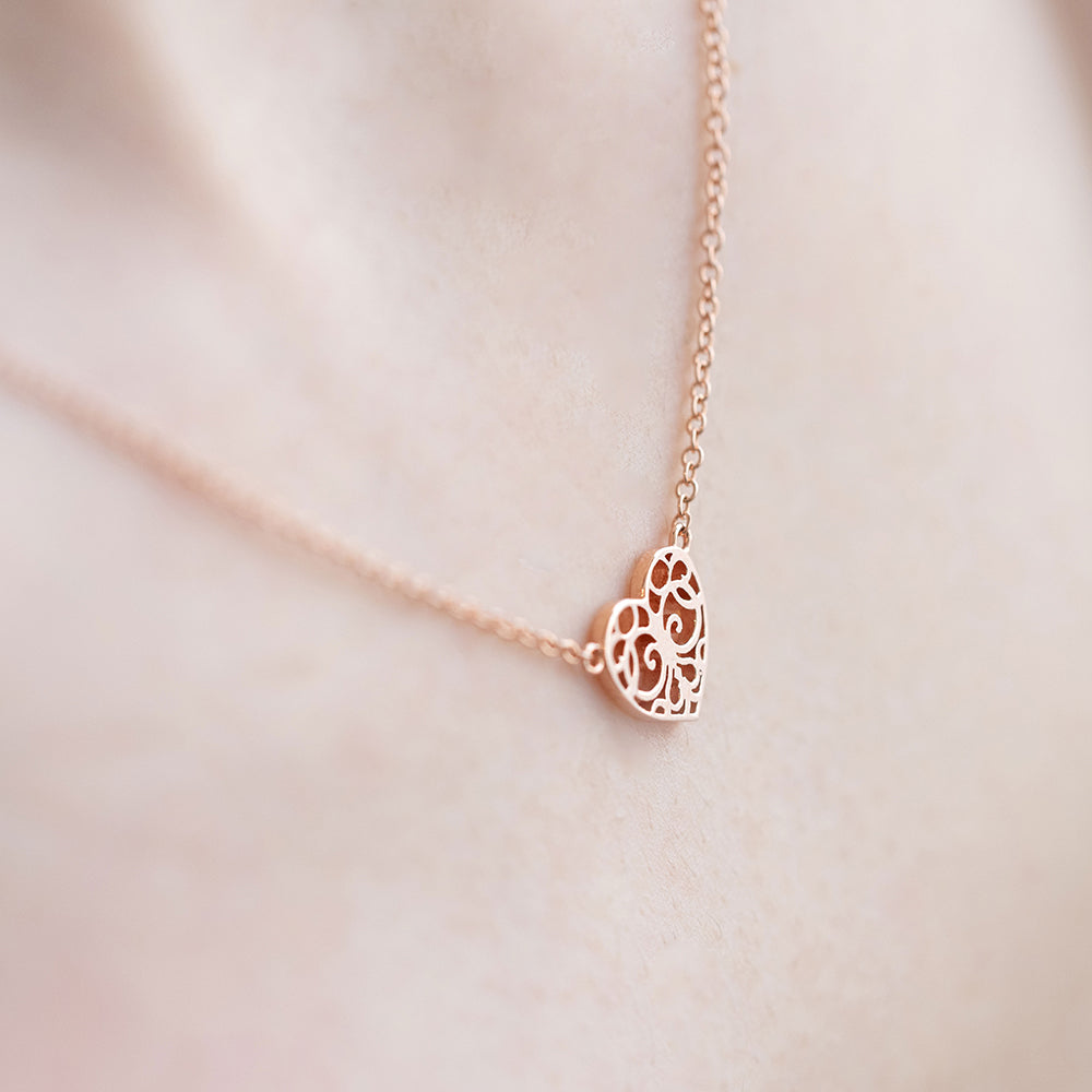 gold heart design necklace lovely gift jewellery jewelry