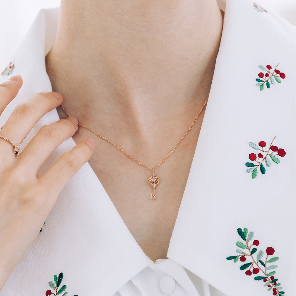 grey diamond A+++ gold key necklace 14K 18K daily jewerly