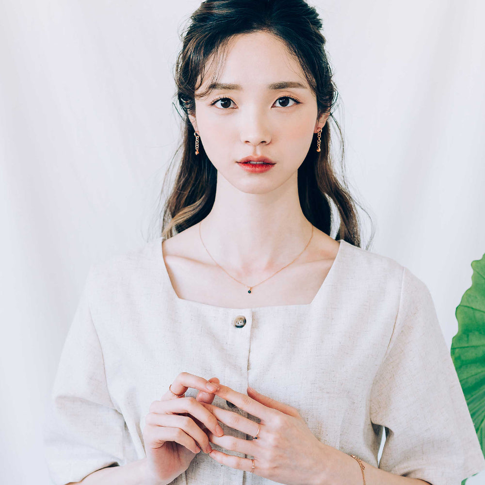 blue diamond A+++ GOLD necklace simple daily wear