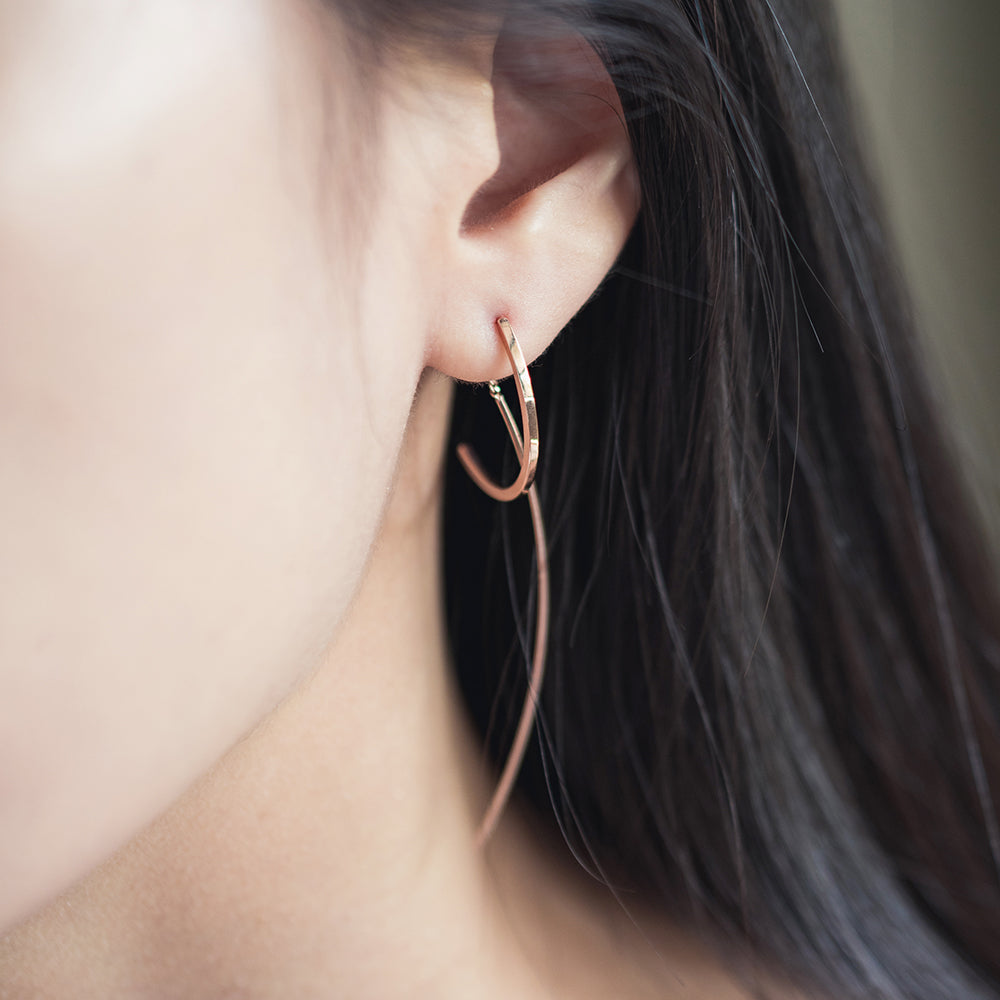 14k blue stone earring 18k blue diamond unbalance dropearring