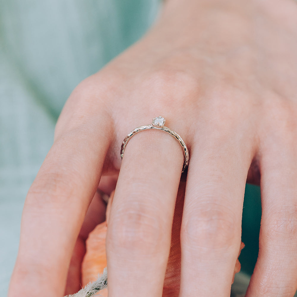 Baguette Q daily fashion simple ring gold 14k 18k