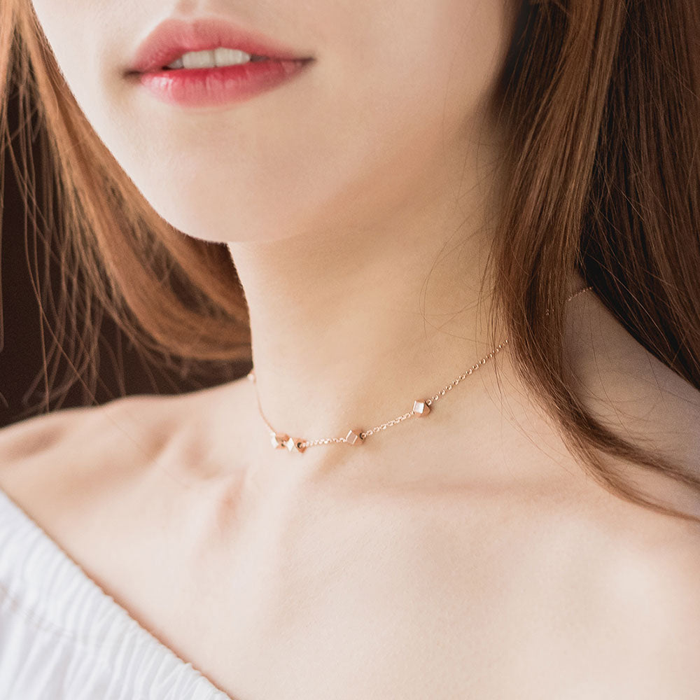 14k 18k daily gold chocker necklace move design K jewellery